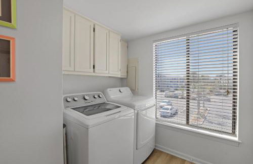 Beach Paradise & Pools - Oceanfront on Harbor Island - Foto 16