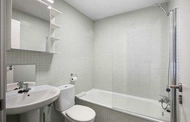 Beautiful Duplex Facing The Beach - Photo 6