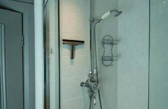 Characterful 2 bed cottage in excellent location - Photo 12