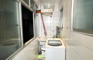 Apartamento com vista pro mar no Centro de Ubatuba - com estacionamento 2 quartos e cozinha completa - Foto 35