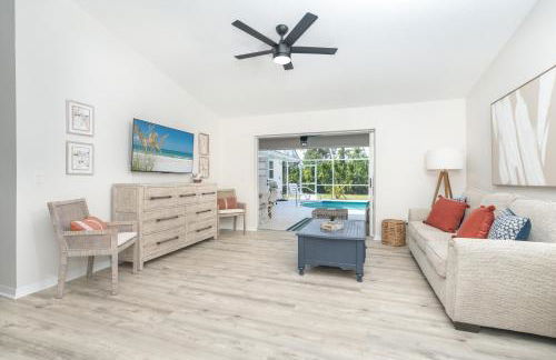 Beautiful Spacious Home! Close to Beaches - HEATED Private Pool - Foto 5