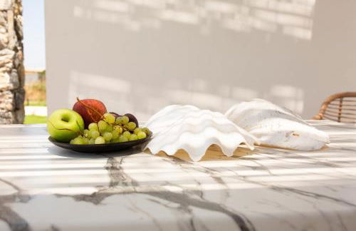 Aphrodite Luxury Suites, Private Heated Pool & Jacuzzi -Romantic Escape for Couples - Photo 32