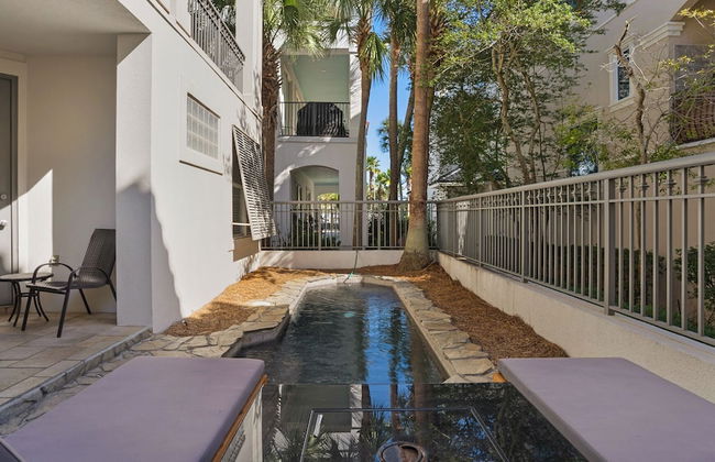 4BR Home, Private Pool, Steps From Beach, Minutes to Top Attractions - Foto 51