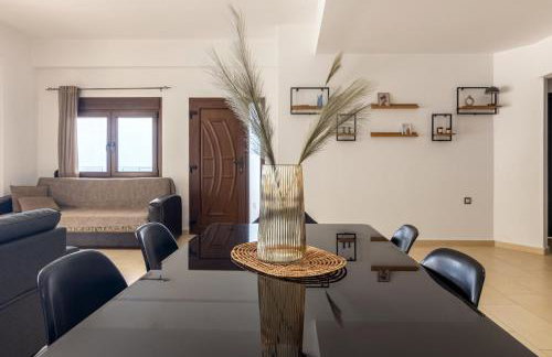 Sea View Villa Emmanuela, By IdealStay Experience - Foto 13