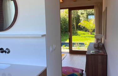 Contemporary Villa with Pool - Foto 15