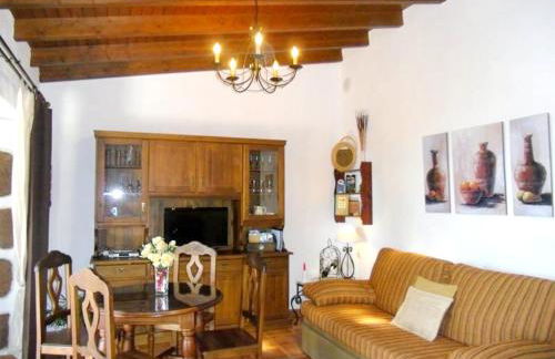 Elegant Apartment in San Cristóbal de La Laguna with Pool – 35 m² - Foto 14