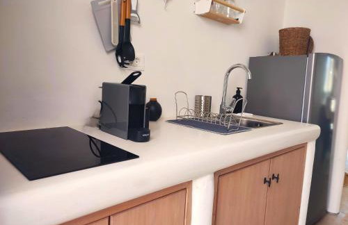 PANORMOS ART Beachfront Suites - Photo 72