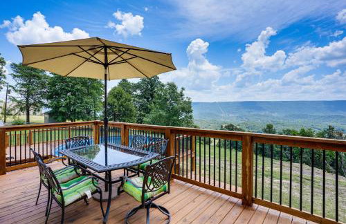 Serene Trenton Home with Pool and Mountain Views! - Foto 2