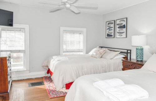 Walk To Parks, Dining & Lake! Game Room! Hot Tub! - Foto 16