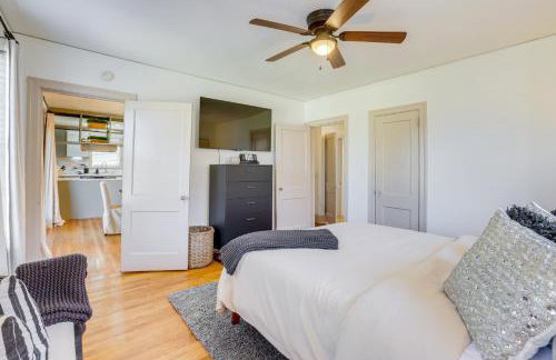 Walk to Amphitheater and Stadium Home with Deck! - Foto 17