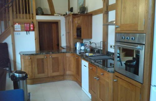 Nightingale Barn - Stunning & Huge - Foto 24