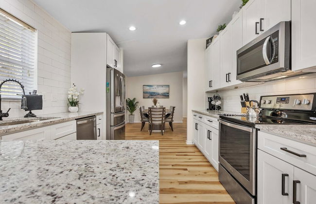 The Oak Hideaway Pet Friendly 3bd! - Foto 13