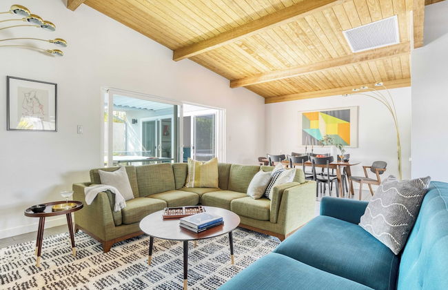 Lloyd by Avantstay Palm Spring Paradise w/ Pool, Large Yard & Table Tennis! Permit#3779 - Foto 22