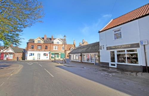 The Bee's Knees - Foto 13