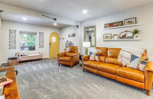 1 Mi to Dtwn Casper Homey Getaway with Yard! - Foto 6