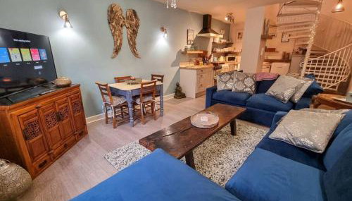 Stunning Luxury Vintage Duplex with Parking - Foto 3