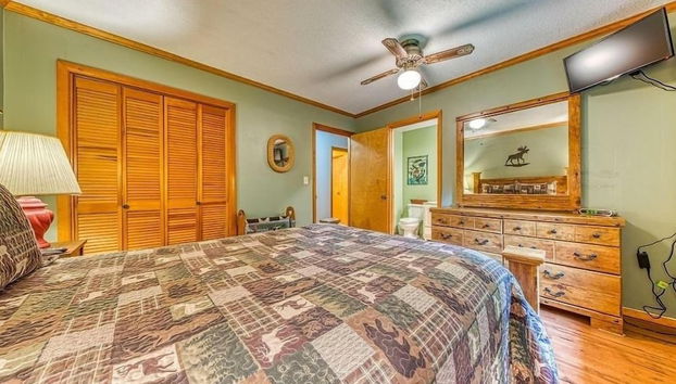 Lazy Creek Retreat 2 Bedroom Home by RedAwning - Foto 4, Habitación