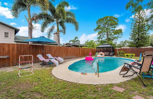 Private Pool 15 Minutes to the Beach & Downtown Saint Petersburg Florida - Foto 47