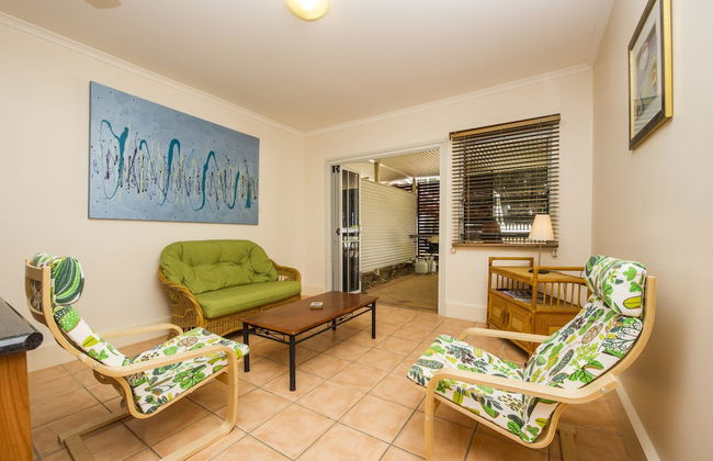 Picnic Bay Apartments Unit 1 - Photo 8