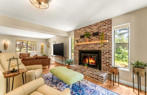 Spacious Comfort in Scenic Monument - Foto 10