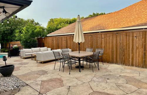 5BR Family Oasis with Pool and Game Room - Foto 23