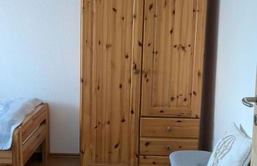 Ferienhaus Hermann mit Garten, Terrasse, Kamin und 300m zum Deich/ Salzwiesen - Photo 18