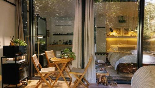 Modern Mirror Home w/ Hot-tub | “Glass House” #2 - Foto 2, Other