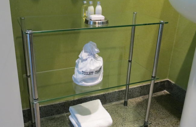 7 Springs Inn & Suites - Photo 33