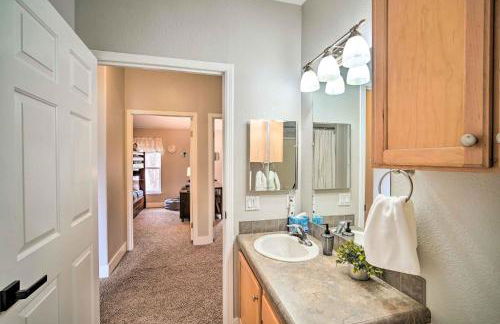 8 Mi to Big Bear Lake and Village Sugarloaf Cabin! - Foto 20