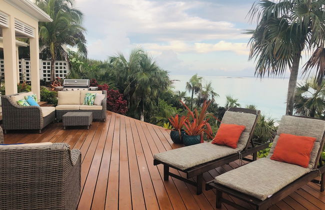 Touch Of Class Cottage: Beachfront Oasis - Foto 10