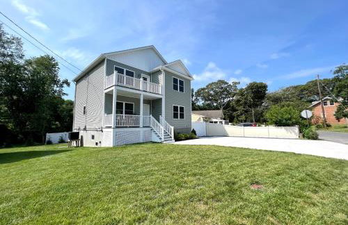 Beach House Cape May just 1 block from the Bay & a Short 5 minutes walk, Sleeps 19 - Foto 3