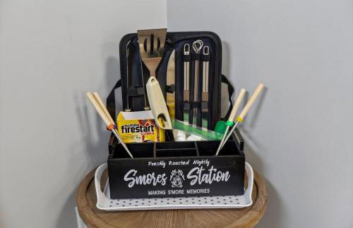 Cozy 4BD - Backyard Retreat - 3mins to Notre Dame - Foto 15