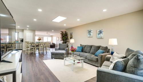 Golfers Oasis! 55 and Sun City West Retreat with Pool - Foto 4