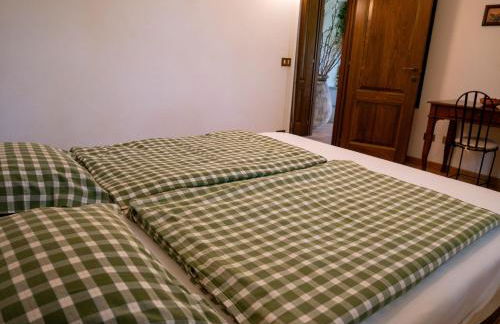 HOST4U - BORGATA VALLONE Apartments with Stunning Garden and Parking - Foto 40