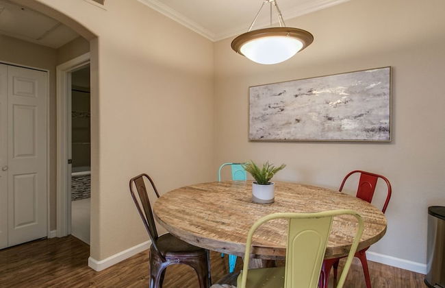 Cozy 1-bdrm Scottsdale Condo Next to Pool - Photo 15