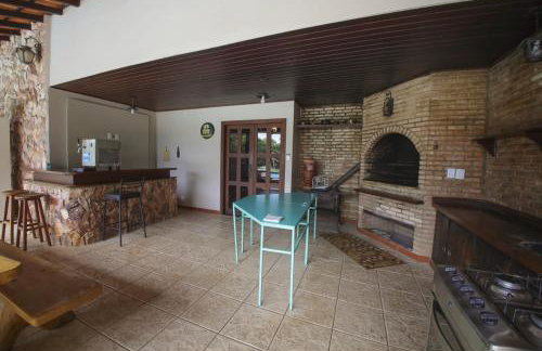 Villa Verde casa espaçosa com piscina e área verde no Lago Norte Brasilia - Foto 9