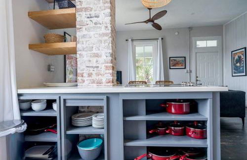 Historic and charming duplex in desirable midtown, close to the beach and strand - Foto 40