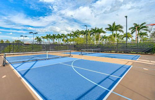 3 Mi to Naples Beach! Couples Resort Getaway - Photo 33