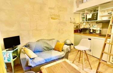 proche kedge et universitée appartement cosy avec parking ,cuisine équipée ,sdb et jardin - Foto 8