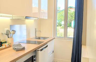 Aux portes de la plage, entièrement rénovés, wifi, Parking gratuit, linge de maison fournit, ménage en fin de séjour compris - Photo 38
