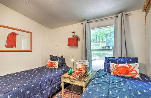 Lakefront Sparta Home Fire Pit, Dock and Kayak - Foto 19