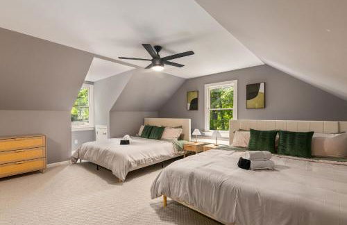 HotTub, FirePit, Basketball, 15 Min To Sedgefield - Photo 55