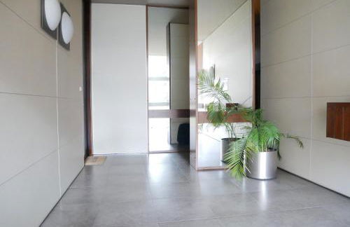 GuestHost - Raffaella splendido bilo x4 - Photo 38