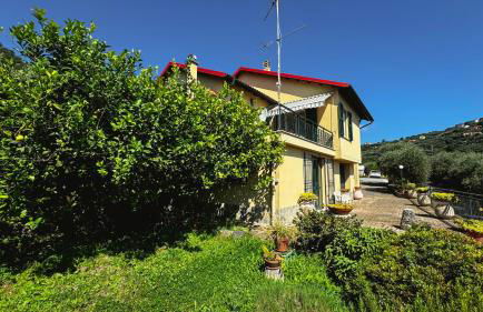 Villa in collina con vista mozzafiato su Noli - Photo 3