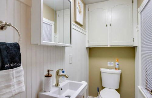 Pet-Friendly Cottage in DWTN Brainerd - Foto 17