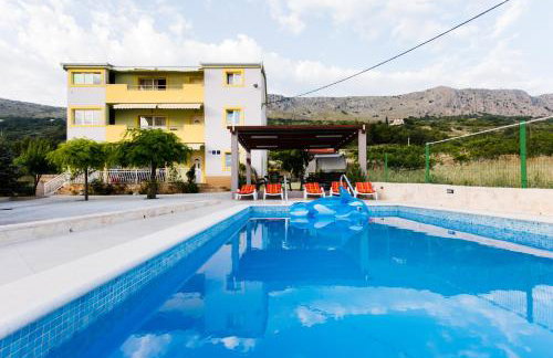 Over the skyline - Photo 7