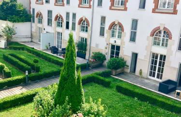 So Guest- Pépite de charme proche cathédrale, climatisation Parking - Foto 1