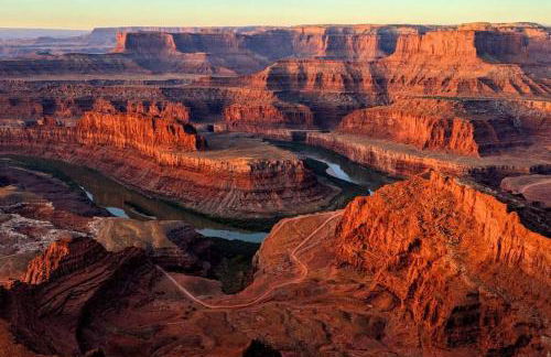 Luxury Downtown Rental (Hot Tub/Pet Friendly) - La Dolce Vita Villas #11 - Foto 25