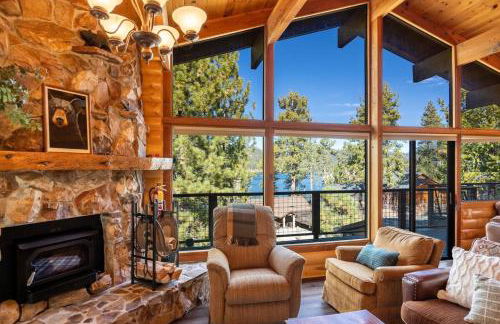 Ultimate Lakeview Lodge and ON THE LAKE! with a Hot-Tub! - Foto 3