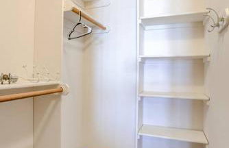 Spacious Pool House with tons of amenities! - Foto 22